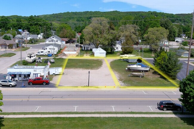 More details for 903-905 Main St, Frankfort, MI - Land for Sale