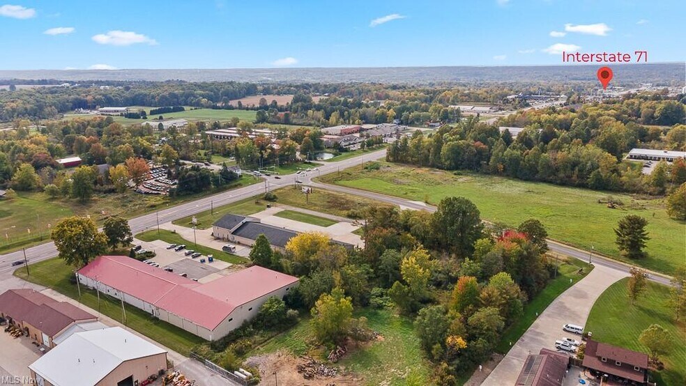 2425 Medina Rd, Medina, OH à louer - Photo du bâtiment - Image 2 de 42