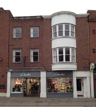 Plus de détails pour 76-77 East St, Chichester - Bureau à louer