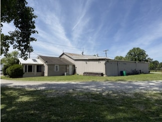 Plus de détails pour 200 W Buchanan St, Carlinville, IL - Industriel à vendre