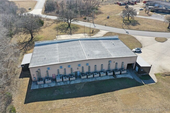 Plus de détails pour 3551 Cypert, Ardmore, OK - Industriel à vendre