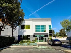 15151 Woodlawn Ave, Tustin, CA for lease Building Photo- Image 1 of 7