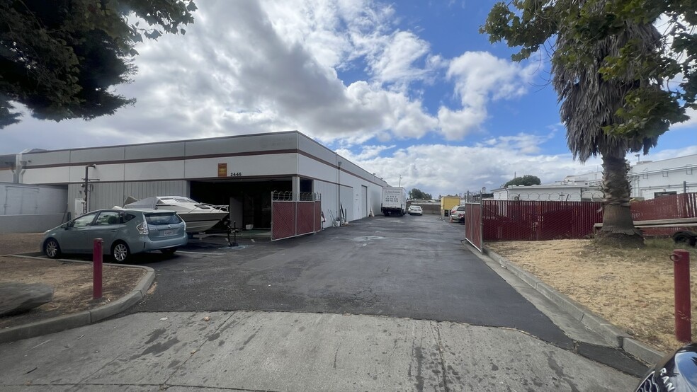 2446 Pratt Ave, Hayward, CA à vendre - Photo du bâtiment - Image 2 de 19