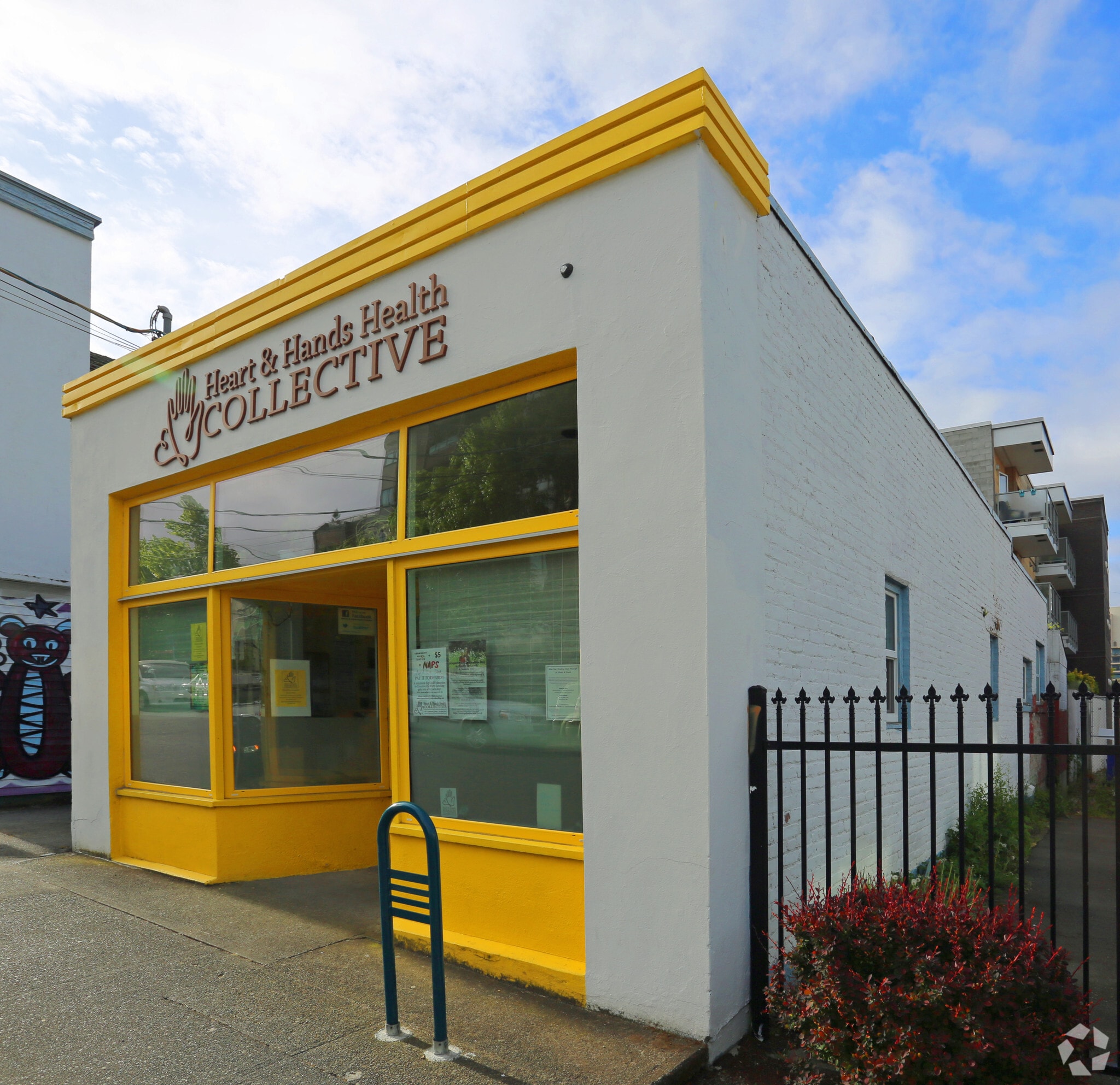 851 Cormorant St, Victoria, BC for sale Primary Photo- Image 1 of 3