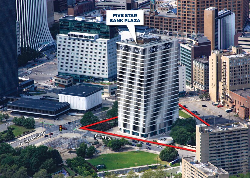 100 Chestnut St, Rochester, NY à louer - Photo du bâtiment - Image 1 de 2