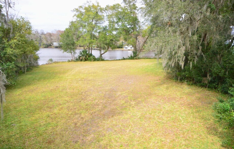 2467 Ormsby Circle cir, Jacksonville, FL à vendre - Photo du bâtiment - Image 3 de 14