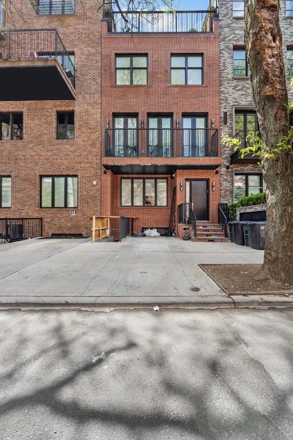 226 Spencer St, Brooklyn, NY for lease Primary Photo- Image 1 of 11