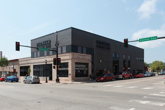 Plus de détails pour 331 N Central Ave, Duluth, MN - Bureau à louer