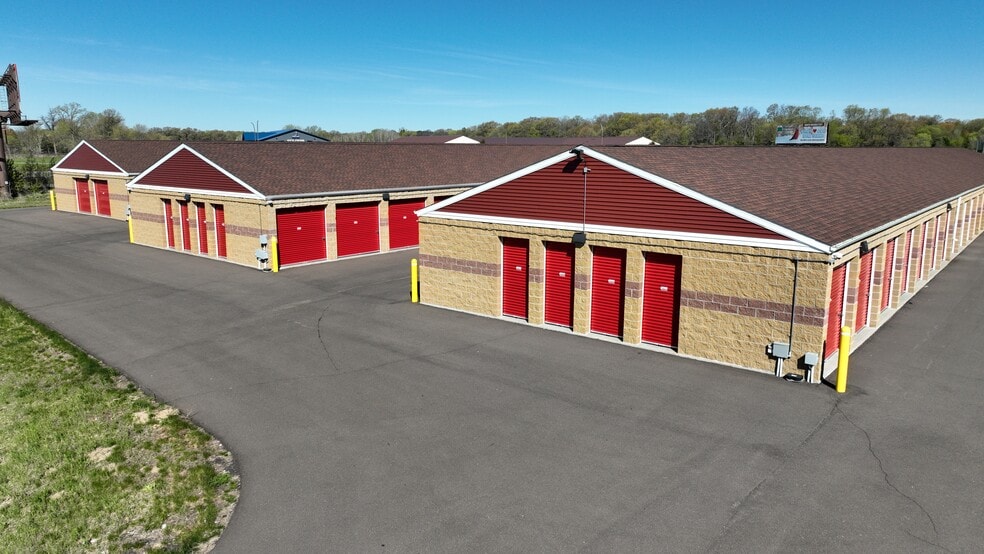 5550 Sherman Oaks rd, Stacy, MN for sale - Building Photo - Image 2 of 4