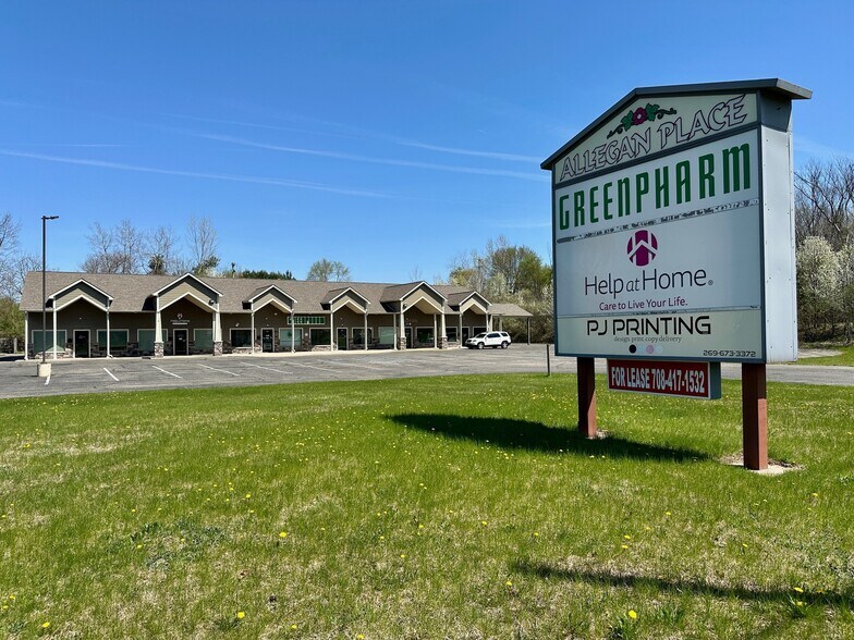 633 Hooker Rd, Allegan, MI à vendre - Photo du bâtiment - Image 1 de 5