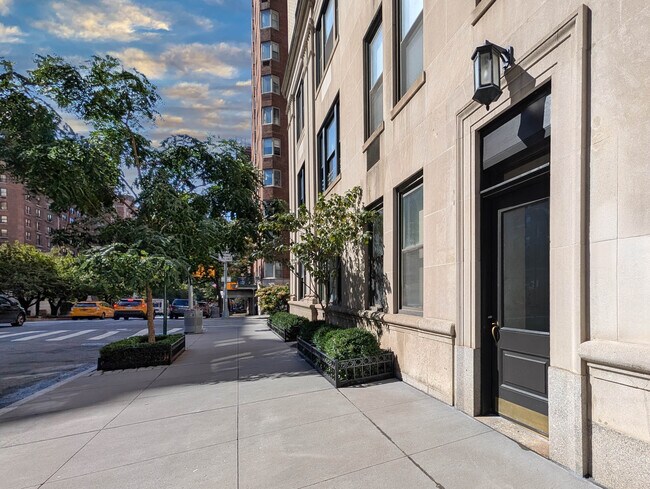 More details for 1160 Park Ave, New York, NY - Multifamily for Sale