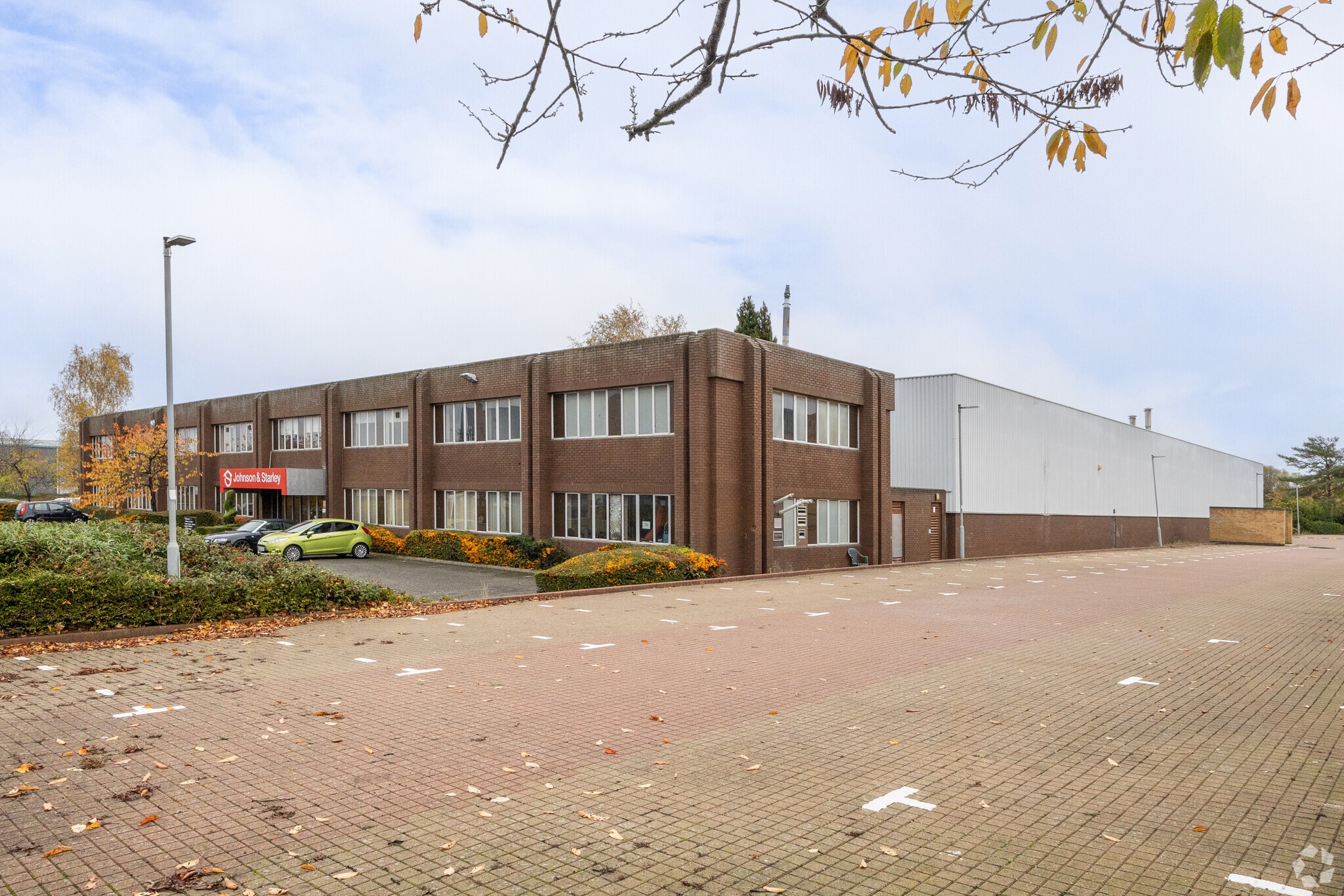 Rhosili Rd, Northampton for lease Primary Photo- Image 1 of 4