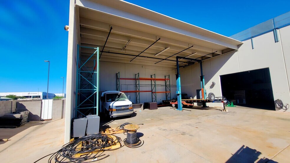 1913 N Rosemont, Mesa, AZ à vendre - Photo du bâtiment - Image 3 de 11