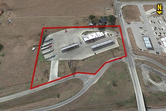 More details for 901 S Eagle St, Weimar, TX - Retail for Sale