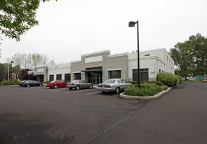 2367 N Penn Rd, Hatfield PA - Services immobiliers commerciaux