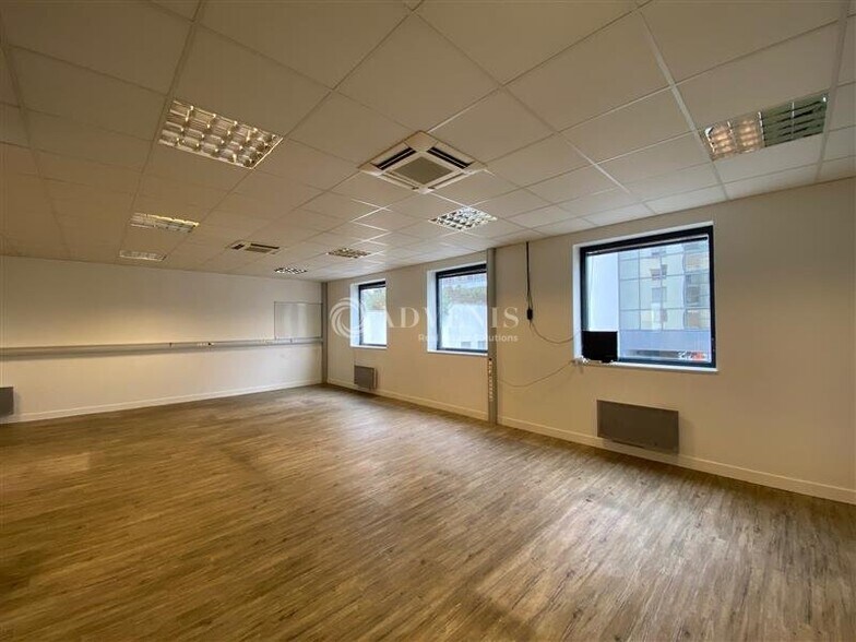 Bureau dans Ivry-sur-Seine à louer - Photo intérieure - Image 2 de 9