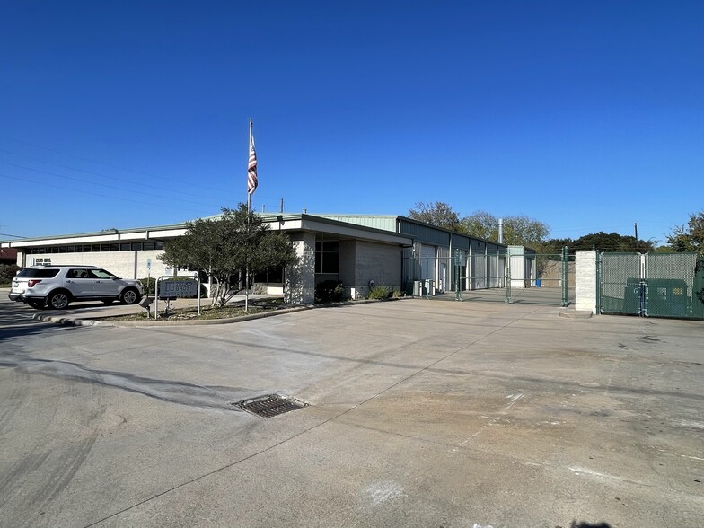 11010 S Sam Houston Pkwy W, Houston, TX à vendre - Photo principale - Image 1 de 1