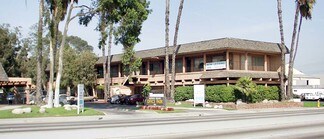 Plus de détails pour 12631 E Imperial Hwy, Santa Fe Springs, CA - Bureau, Bureau/Commerce de détail à louer