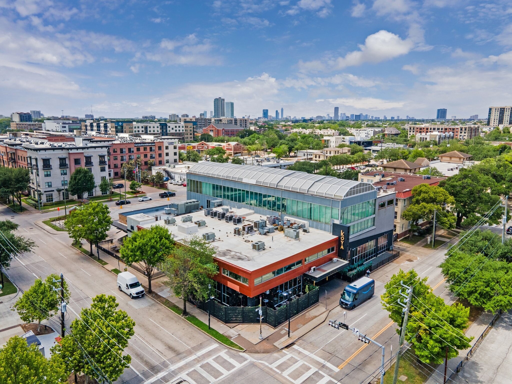 2600 Travis St, Houston, TX for lease Building Photo- Image 1 of 11
