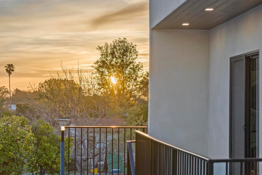 3580 Hatteras Ave, San Diego, CA à vendre - Photo du bâtiment - Image 2 de 30