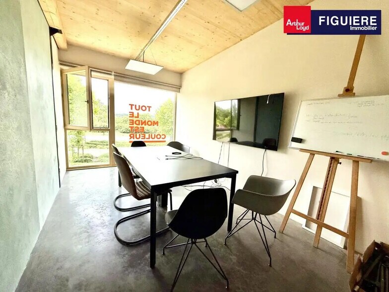 Office in Aix-en-Provence for lease - Interior Photo - Image 3 of 12