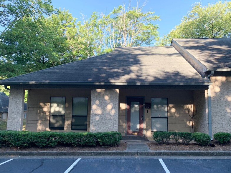 875 Old Roswell Rd, Roswell, GA for sale - Building Photo - Image 1 of 1