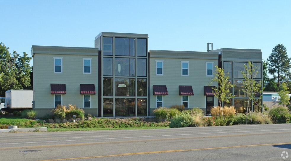 650 E Fairview Ave, Meridian, ID for sale - Building Photo - Image 3 of 28