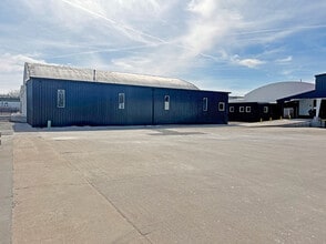 1200 N Logan St, Lincoln, IL for lease Interior Photo- Image 1 of 2