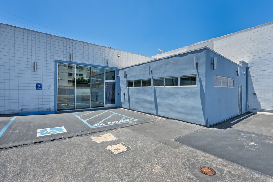 1762 14th St, Santa Monica, CA à louer - Photo du bâtiment - Image 1 de 25
