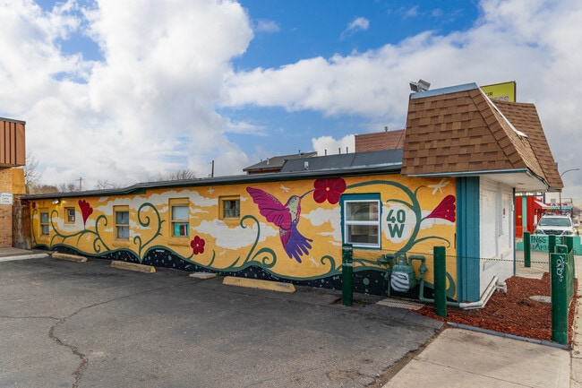 More details for 7013 W Colfax Ave, Lakewood, CO - Multifamily for Sale