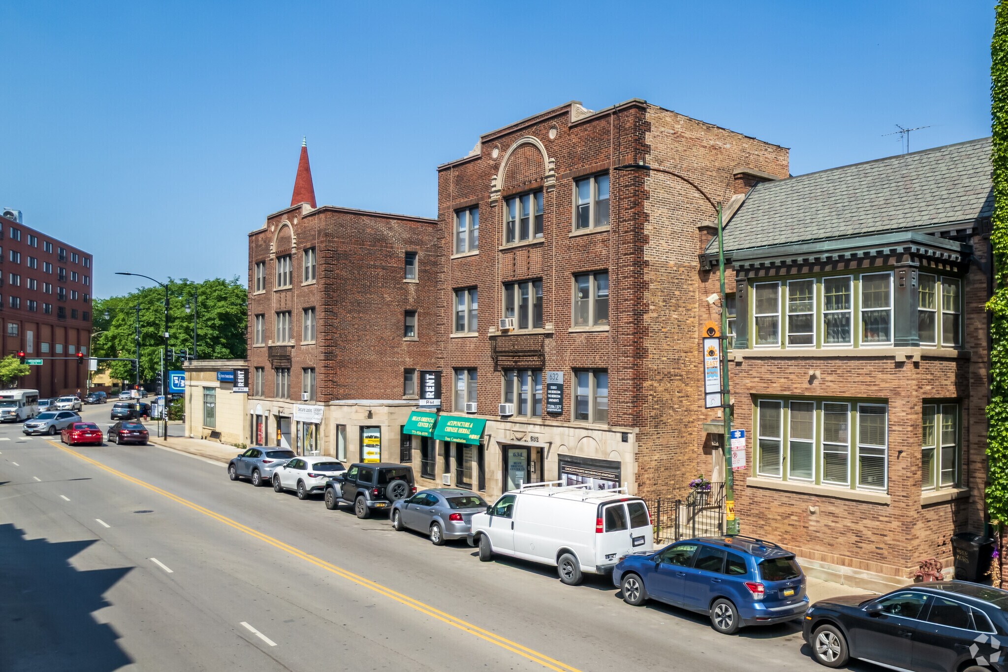 632-644 W Addison St, Chicago, IL for lease Primary Photo- Image 1 of 16