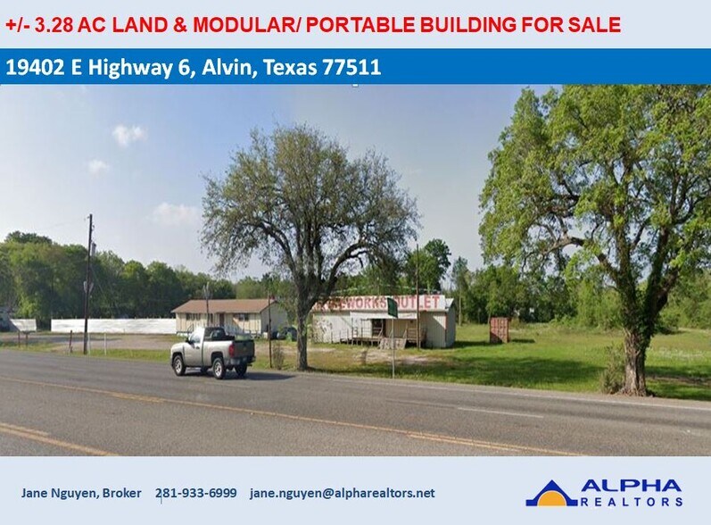 Two Portable Buildings and Land for Sale portfolio of 2 properties for sale on LoopNet.ca - Building Photo - Image 1 of 5