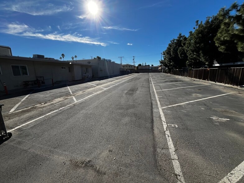 853 19th St, Costa Mesa, CA for lease - Other - Image 2 of 3