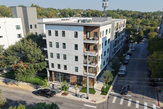 More details for 2500 Longview St, Austin, TX - Office/Retail for Lease