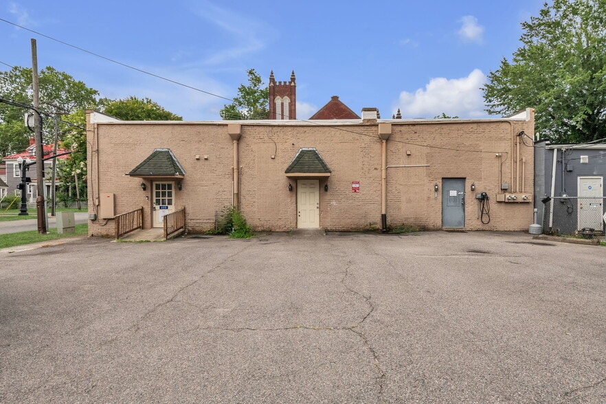 600-604 W Washington St, Suffolk, VA for sale - Building Photo - Image 2 of 62