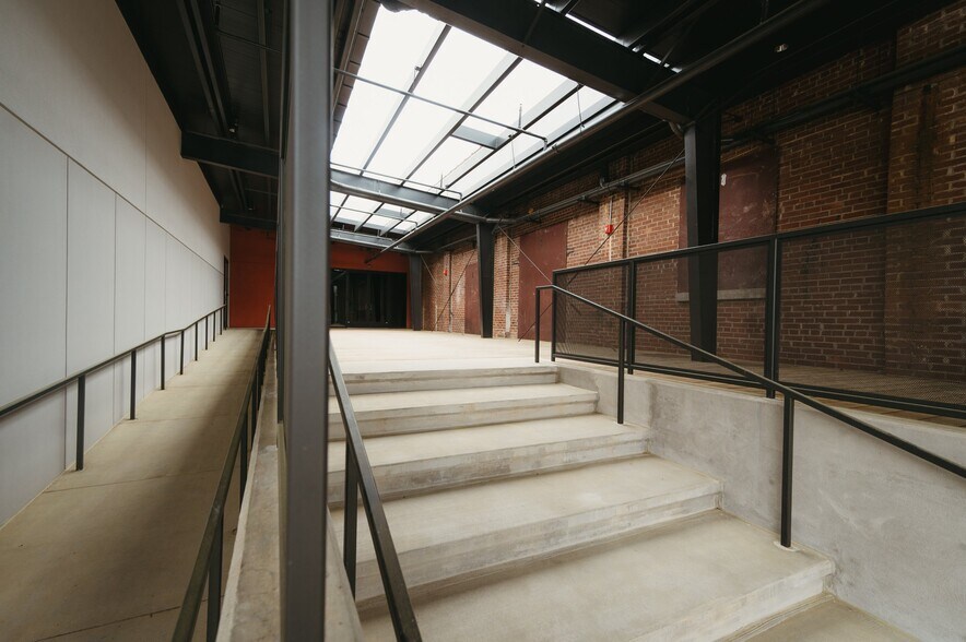 945 Allene Ave SW, Atlanta, GA à louer - Photo intérieure - Image 3 de 7