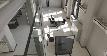 Calle Manuel Pombo Angulo, 22-24-22-24, Madrid, Madrid for lease Interior Photo- Image 2 of 12
