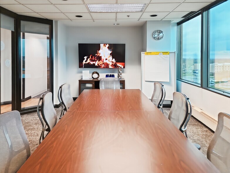 111 Westport Plaza Dr, Saint Louis, MO à louer - Photo du bâtiment - Image 3 de 21