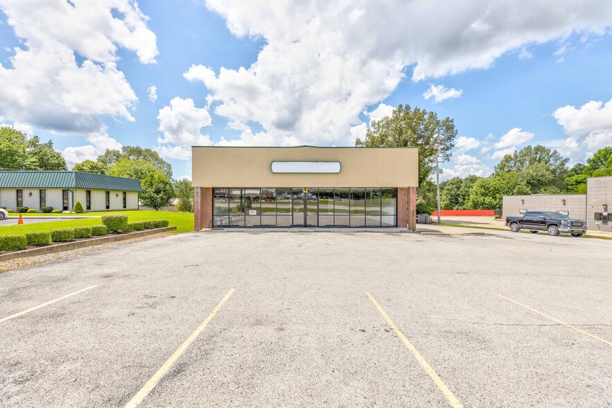 1560 N Main St, Beaver Dam, KY for sale - Building Photo - Image 1 of 1