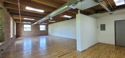 1100 W Cermak Rd, Chicago, IL for lease Interior Photo- Image 1 of 1