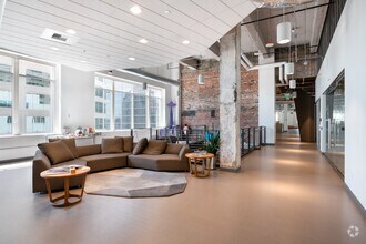 1100 2nd Ave, Seattle, WA for lease Lobby- Image 2 of 13