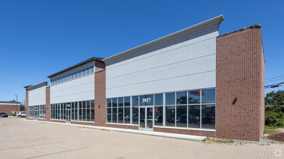 3949-3957 S State Rd, Ann Arbor, MI for lease - Primary Photo - Image 1 of 5