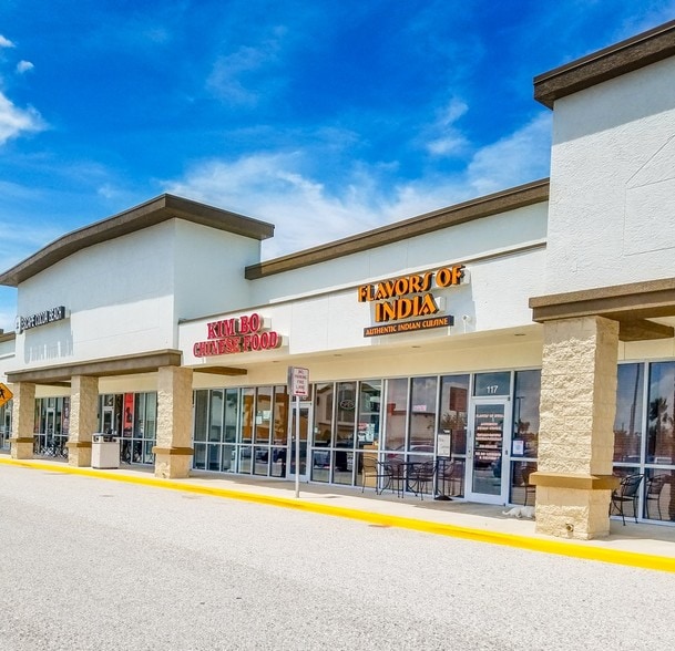 5645-5675 N Atlantic Ave, Cocoa Beach, FL à louer - Photo du bâtiment - Image 3 de 9