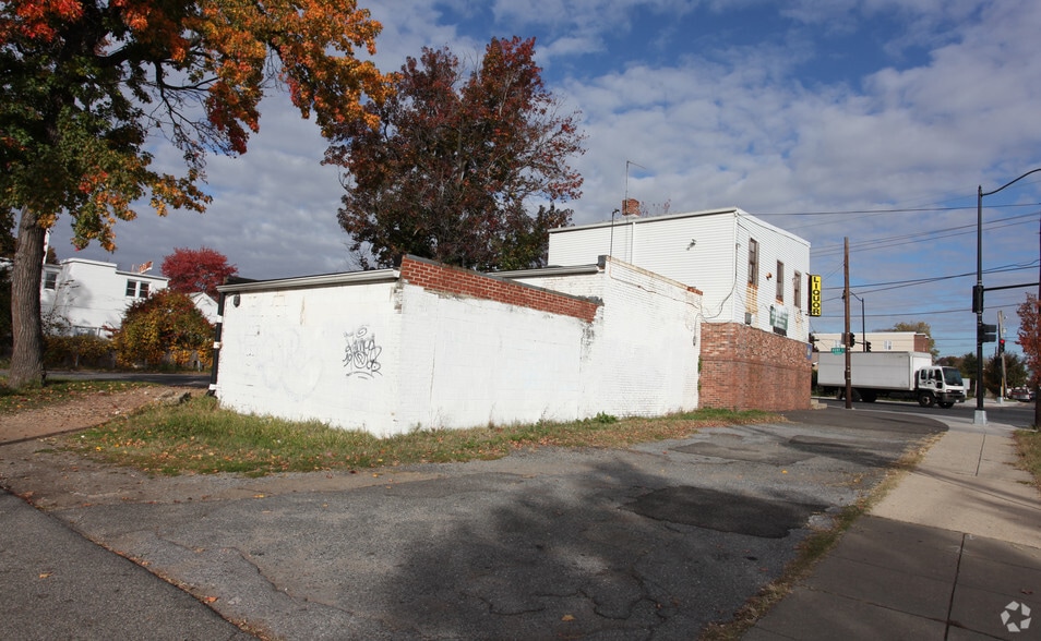 4347 Hunt Pl NE, Washington, DC for lease - Building Photo - Image 2 of 2