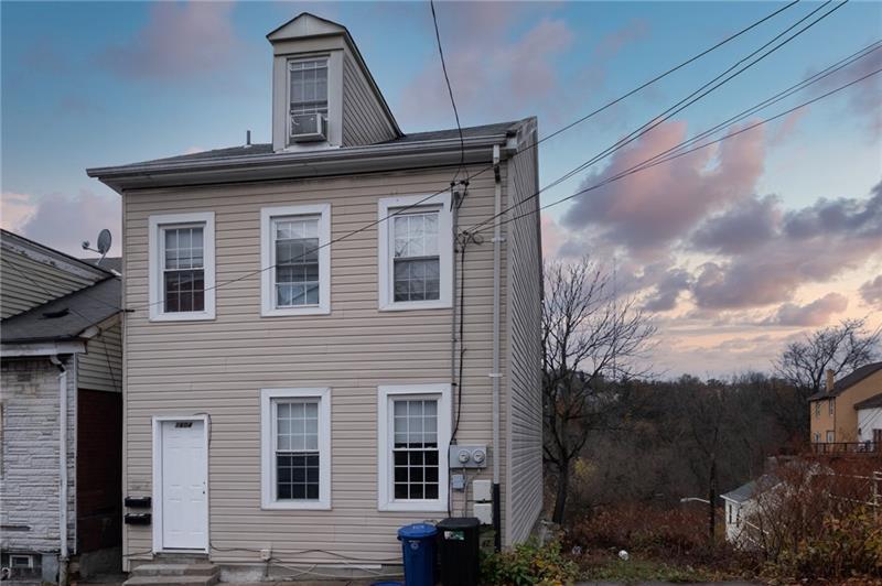 1604 Hatteras St, Pittsburgh, PA à vendre Photo du bâtiment- Image 1 de 11