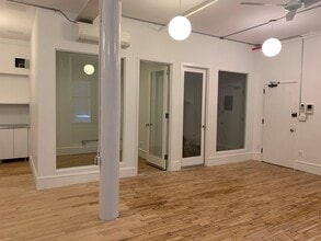 214-218 Sullivan St, New York, NY for lease Interior Photo- Image 2 of 6