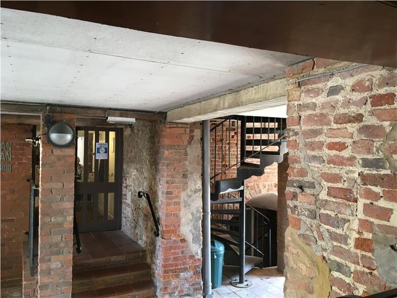 1 Kings Staithe Ln, Kings Lynn for sale - Building Photo - Image 3 of 3