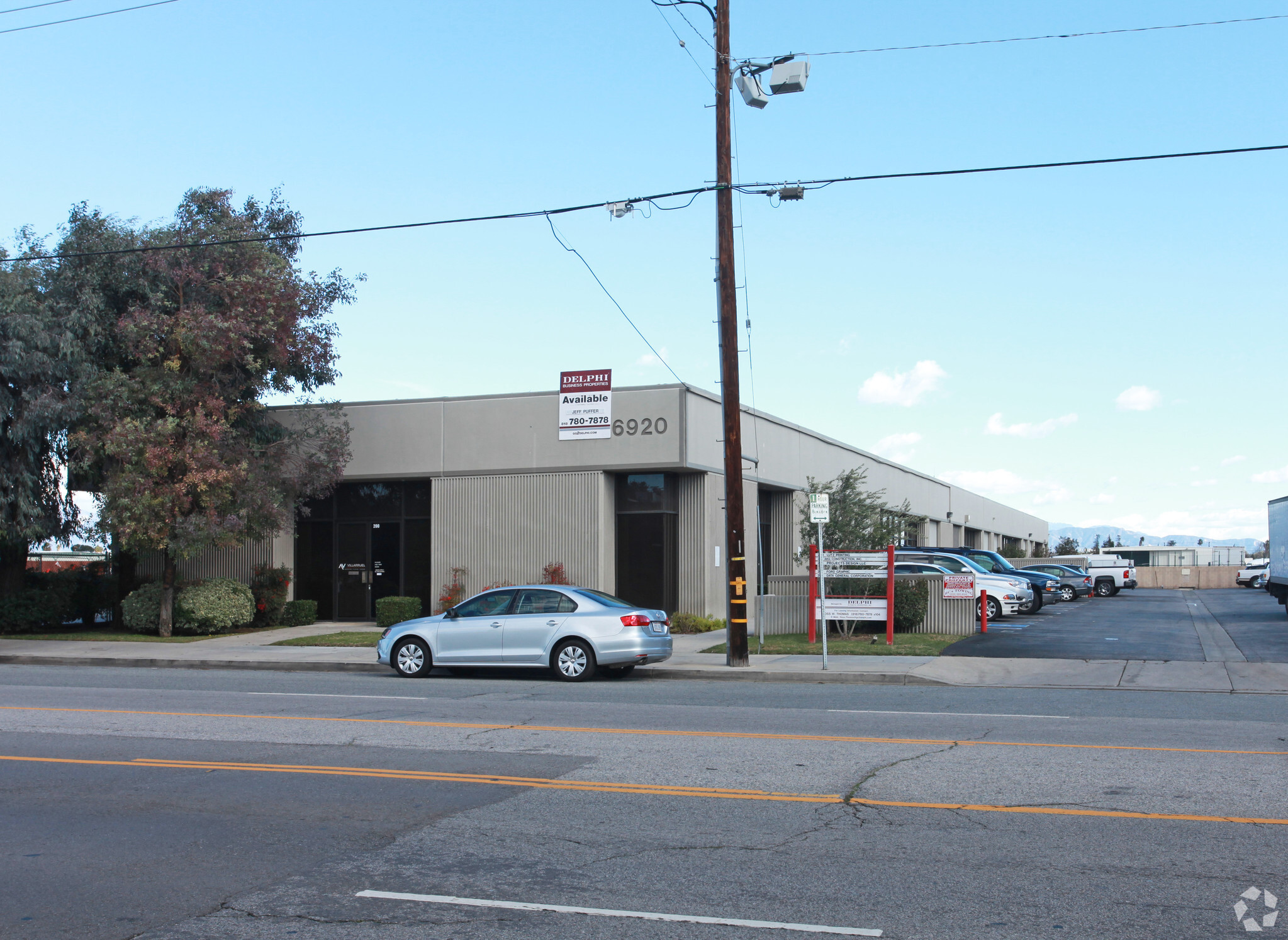 6910-6920 Hayvenhurst Ave, Van Nuys, CA for lease Primary Photo- Image 1 of 5