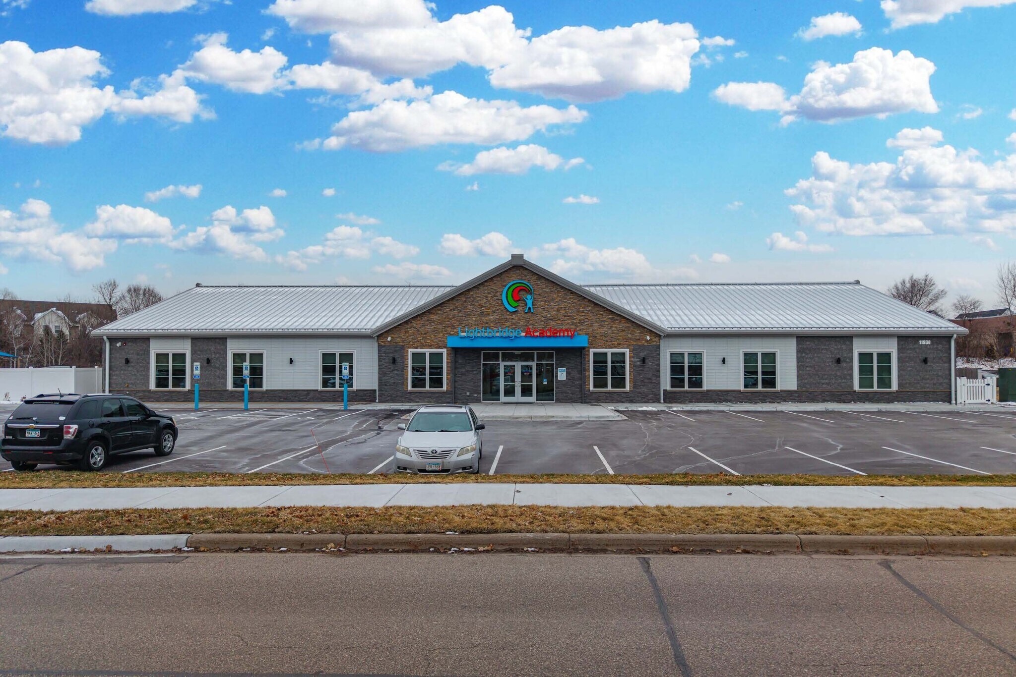 11930 Business Park Blvd N, Champlin, MN à vendre Photo principale- Image 1 de 4