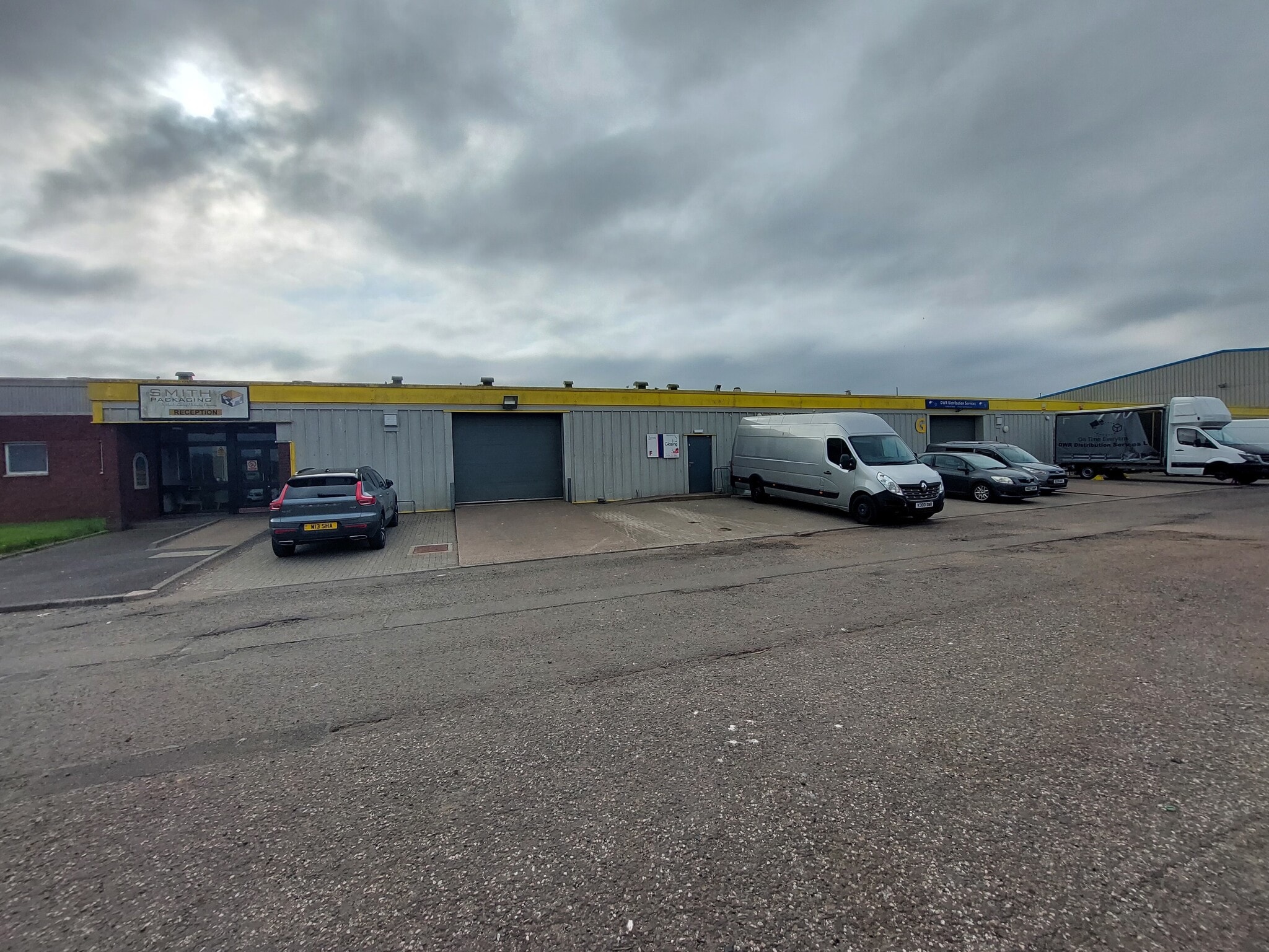 Lochlands Loan, Larbert for lease Building Photo- Image 1 of 2